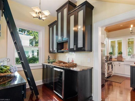 Chandelier, Interior, Kitchen, Recessed Lighting, Wood Texture Flooring