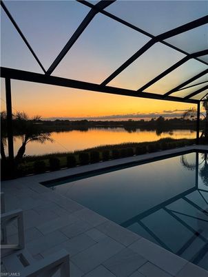 Exterior, Glass Ceilings, Pool, Sun Room, Water