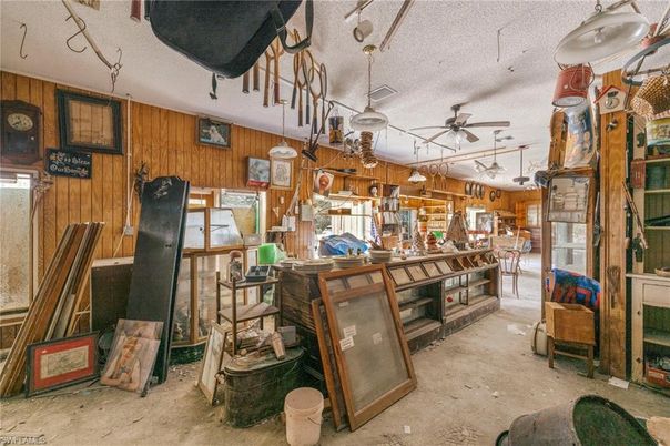 Interior, Wooden Walls