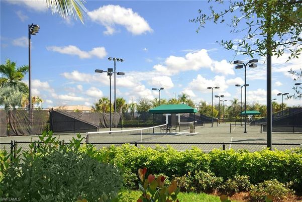 Exterior, Tennis Courts