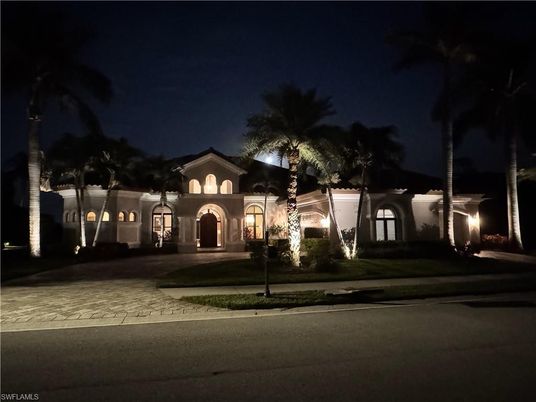 Backyard, Exterior, Facade, Mediterranean