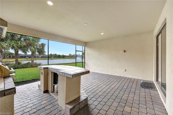 Exterior, Interior, Recessed Lighting, Water