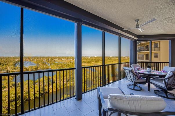 Dining room, Interior, Sun Room