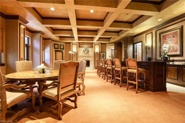 Dining room, Interior, Pendant Lights, Recessed Lighting