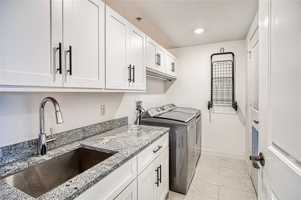 Interior, Recessed Lighting, Washer