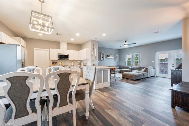 Dining room, Interior, Kitchen, Living room, Pendant Lights, Recessed Lighting, Wood Texture Flooring