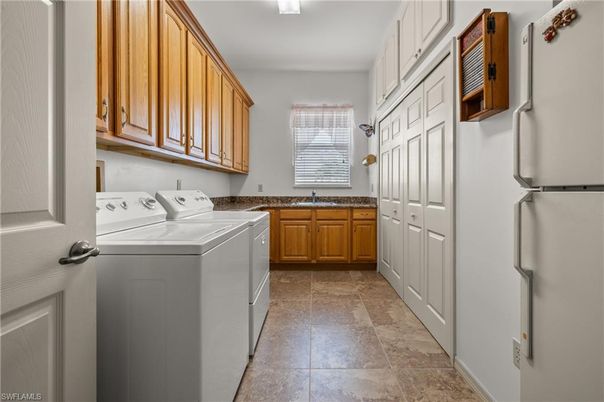 Interior, Washer