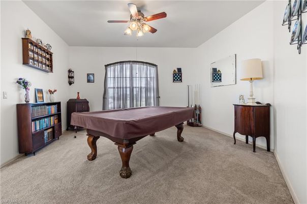 Billiard Table, Game Room, Interior