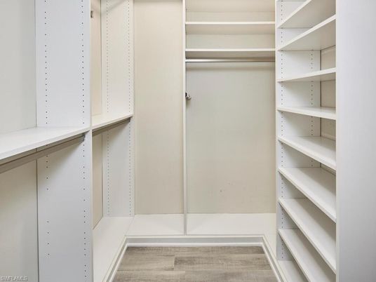 Interior, Walk-in Closets, Wood Texture Flooring