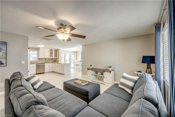 Interior, Kitchen, Living room
