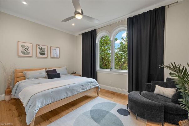 Bedroom, Interior, Recessed Lighting, Wood Texture Flooring