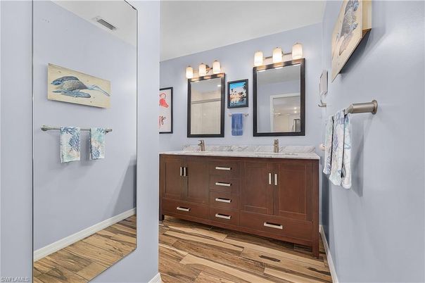 Bathroom, Dual Sink Vanities, Interior, Wood Texture Flooring