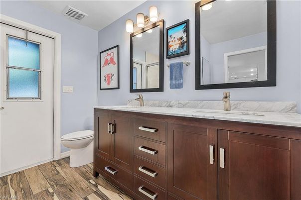 Bathroom, Dual Sink Vanities, Interior, Wood Texture Flooring