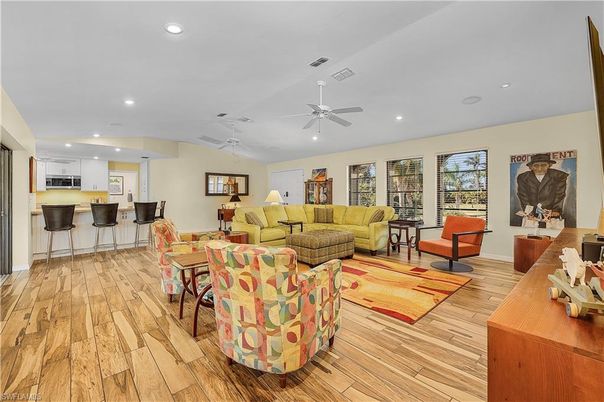 Interior, Kitchen, Living room, Recessed Lighting, Wood Texture Flooring