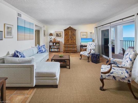 Interior, Living room, Water