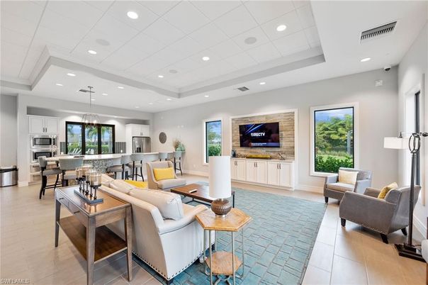 Dining room, Interior, Kitchen, Living room, Pendant Lights, Recessed Lighting, Stainless Steel Appliances