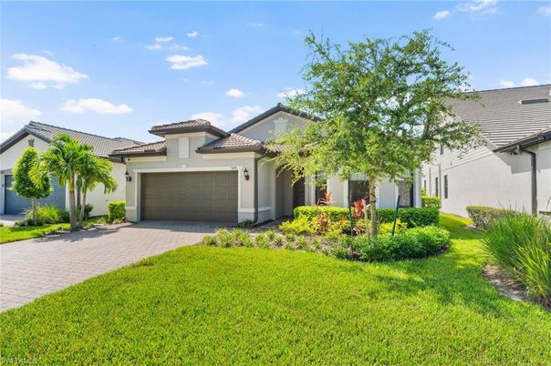 Attached, Backyard, Exterior, Facade, Mediterranean