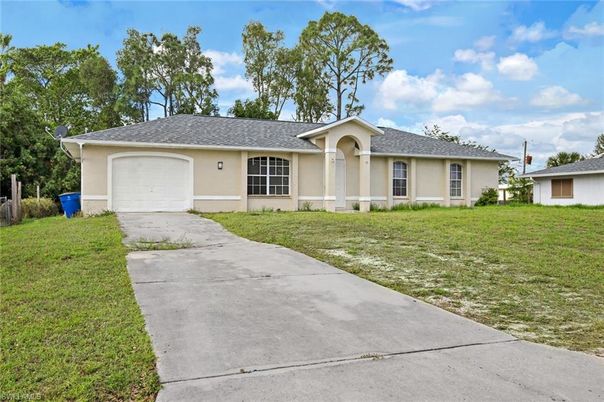 Attached, Backyard, Exterior, Facade, Ranch
