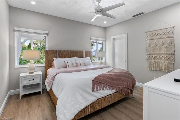 Bedroom, Interior, Recessed Lighting, Wood Texture Flooring