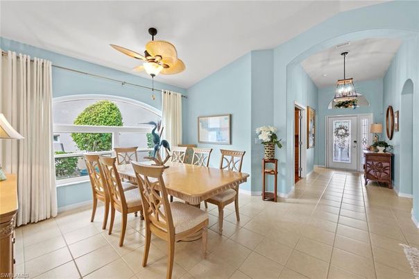 Dining room, Interior, Pendant Lights