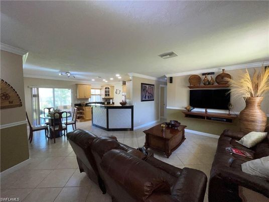 Dining room, Interior, Kitchen, Living room, Recessed Lighting