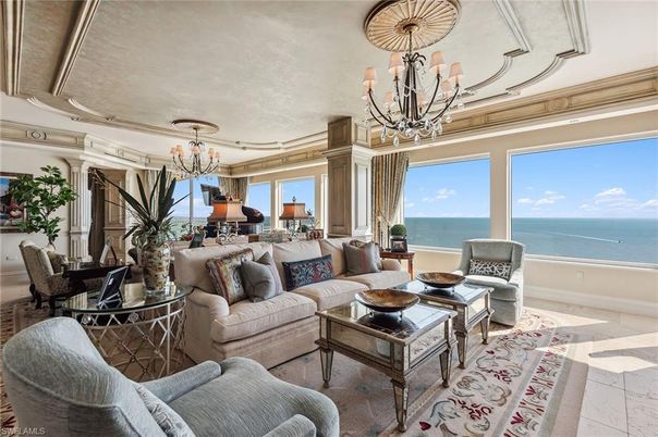Chandelier, Dining room, Interior, Living room, Water