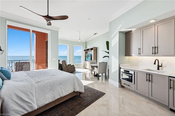 Bedroom, Dining room, Interior, Pendant Lights, Recessed Lighting, Water