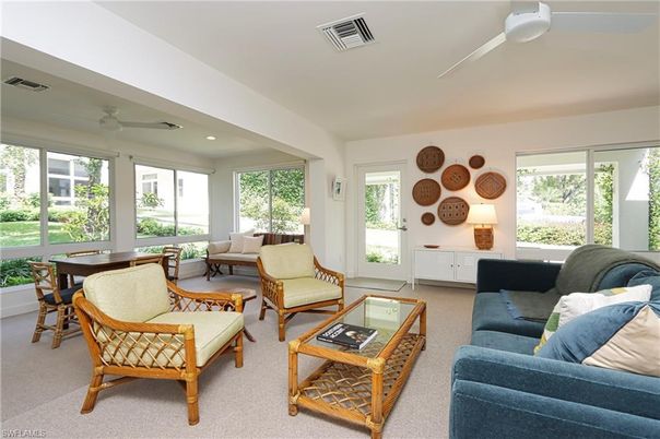 Dining room, Interior, Living room, Recessed Lighting