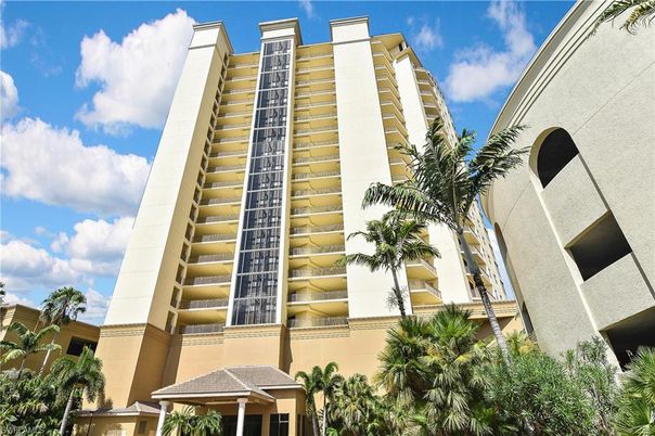 Exterior, Facade, Condo Building
