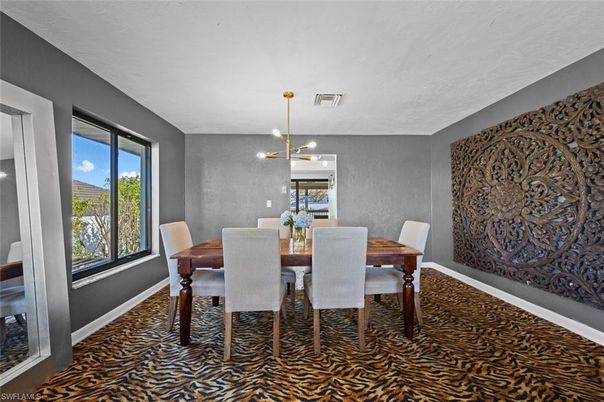 Dining room, Interior, Pendant Lights