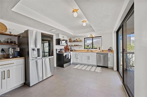 Interior, Kitchen, Stainless Steel Appliances