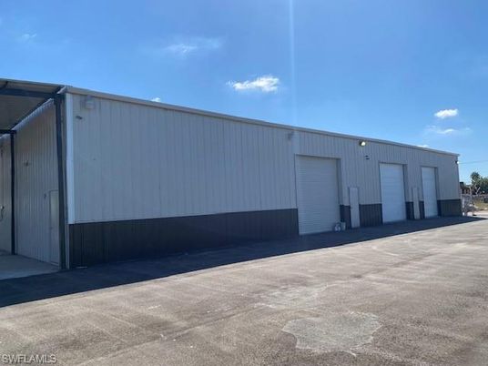 Detached Garage, Exterior