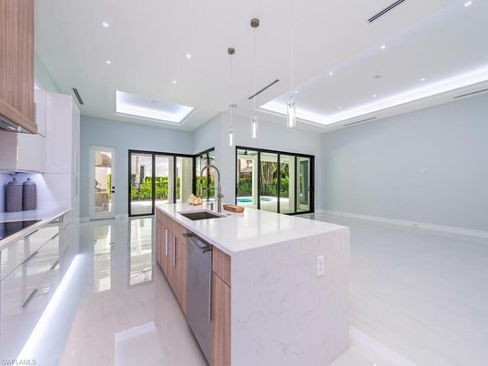 Interior, Kitchen, Pendant Lights, Recessed Lighting