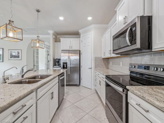 Interior, Kitchen, Pendant Lights, Recessed Lighting, Stainless Steel Appliances