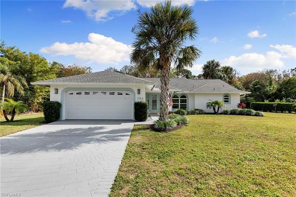 Attached, Backyard, Exterior, Facade, Ranch