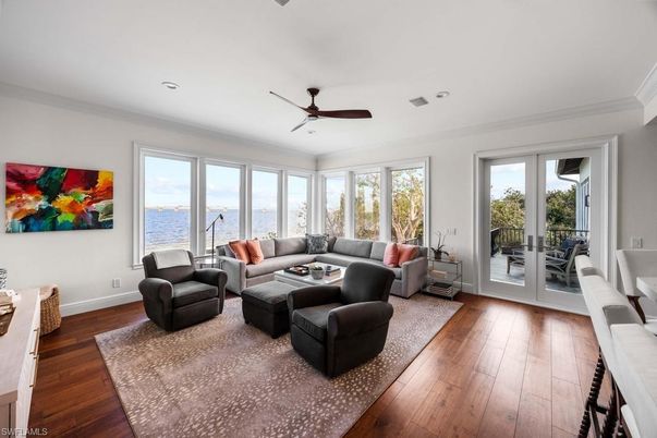 Interior, Living room, Recessed Lighting, Water, Wood Texture Flooring