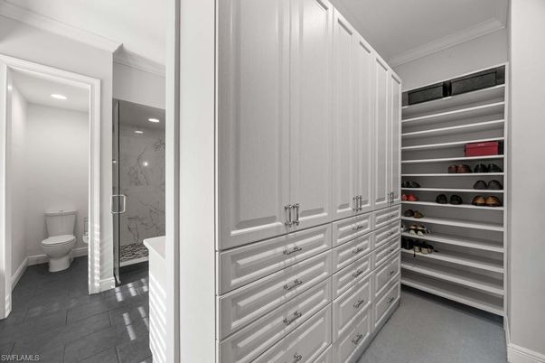 Bathroom, Interior, Marble Walls, Recessed Lighting, Walk-in Closets