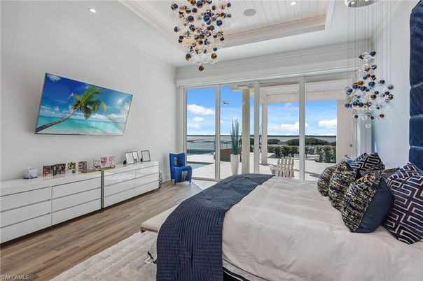 Bedroom, Interior, Pendant Lights, Recessed Lighting, Water, Wood Texture Flooring