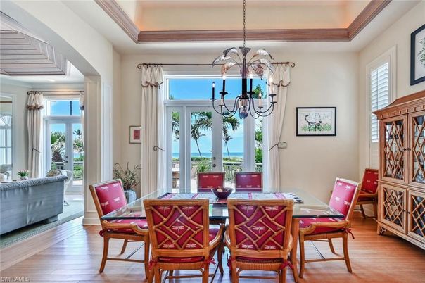 Chandelier, Dining room, Interior, Water, Wood Texture Flooring