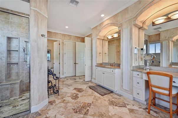 Bathroom, Interior, Recessed Lighting
