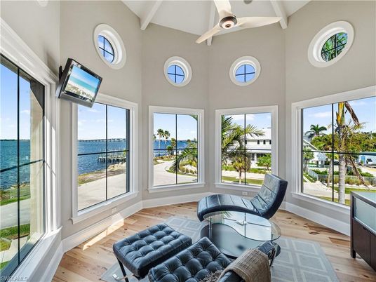 Interior, Sun Room, Water, Wood Texture Flooring