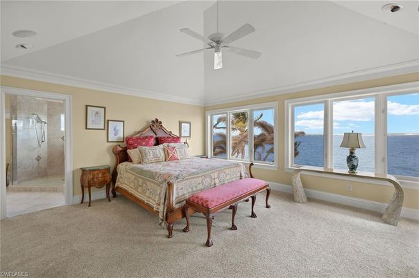 Bedroom, Interior, Water