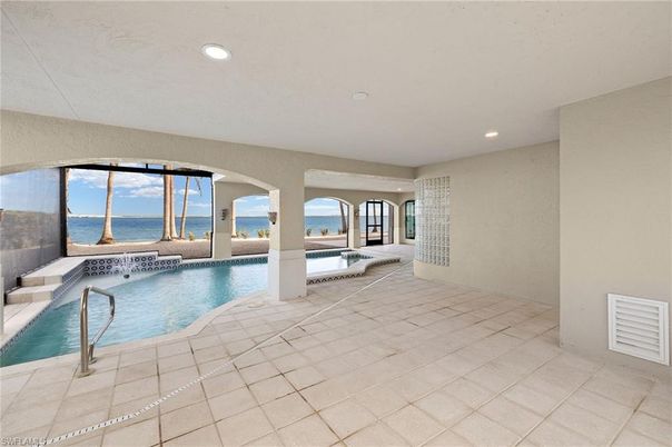 Interior, Pool, Recessed Lighting, Water