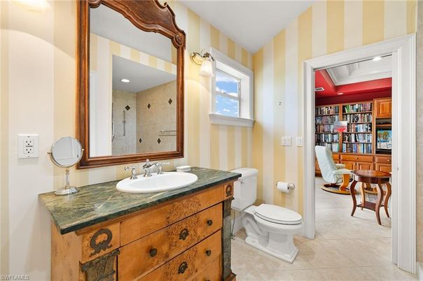 Bathroom, Interior, Recessed Lighting