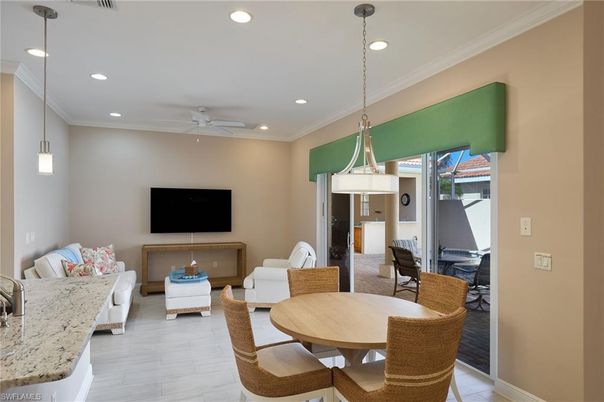 Dining room, Interior, Living room, Pendant Lights, Recessed Lighting