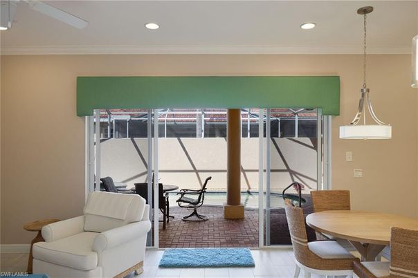 Dining room, Interior, Pendant Lights, Recessed Lighting