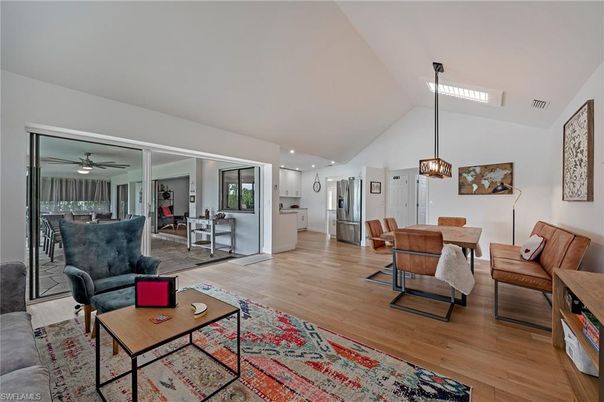 Dining room, Interior, Living room, Pendant Lights, Recessed Lighting, Wood Texture Flooring