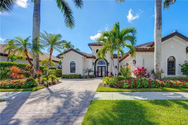 Backyard, Exterior, Facade, Spanish Mediterranean