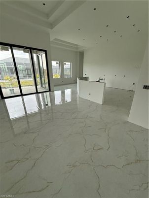 Empty room, Interior, Marble, Recessed Lighting