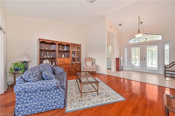 Interior, Living room, Pendant Lights, Wood Texture Flooring